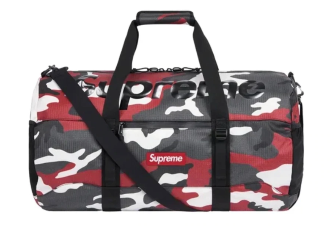 SUPREME DUFFLE BAG (SS21) RED CAMO