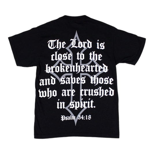 PAIN IS PURE JESUS PSALM 34:18 TEE BLACK/WHITE