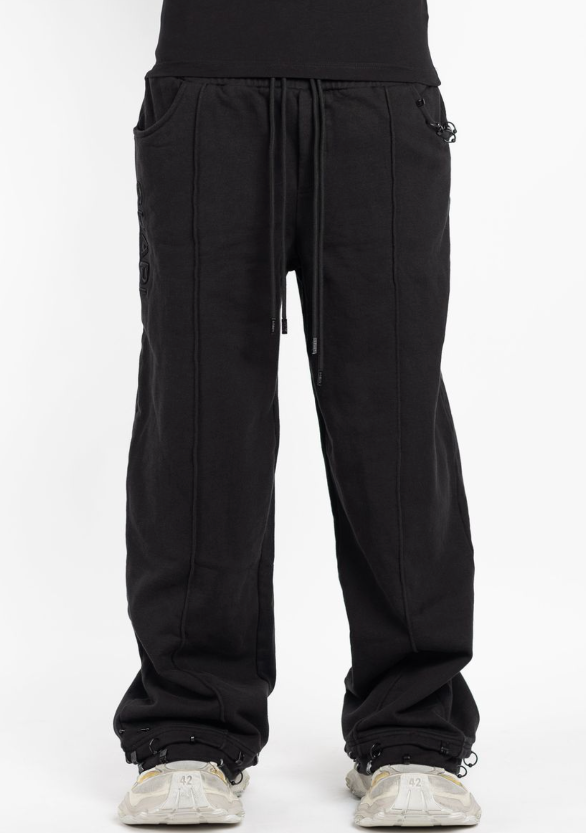 SWEAT PANTS