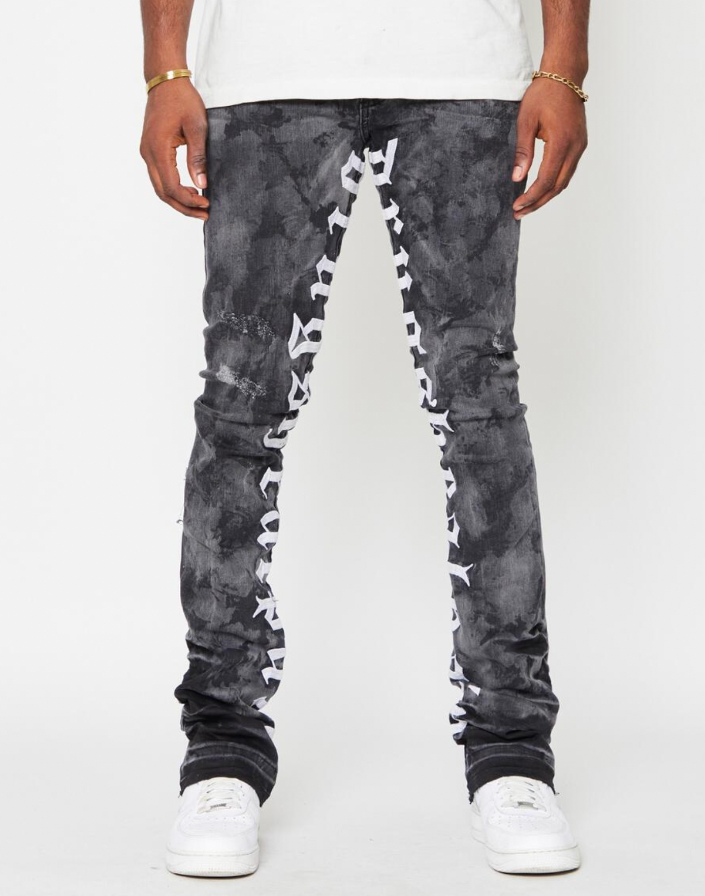Golden Denim The Stacked - Leon ( Embroidered White Letters )