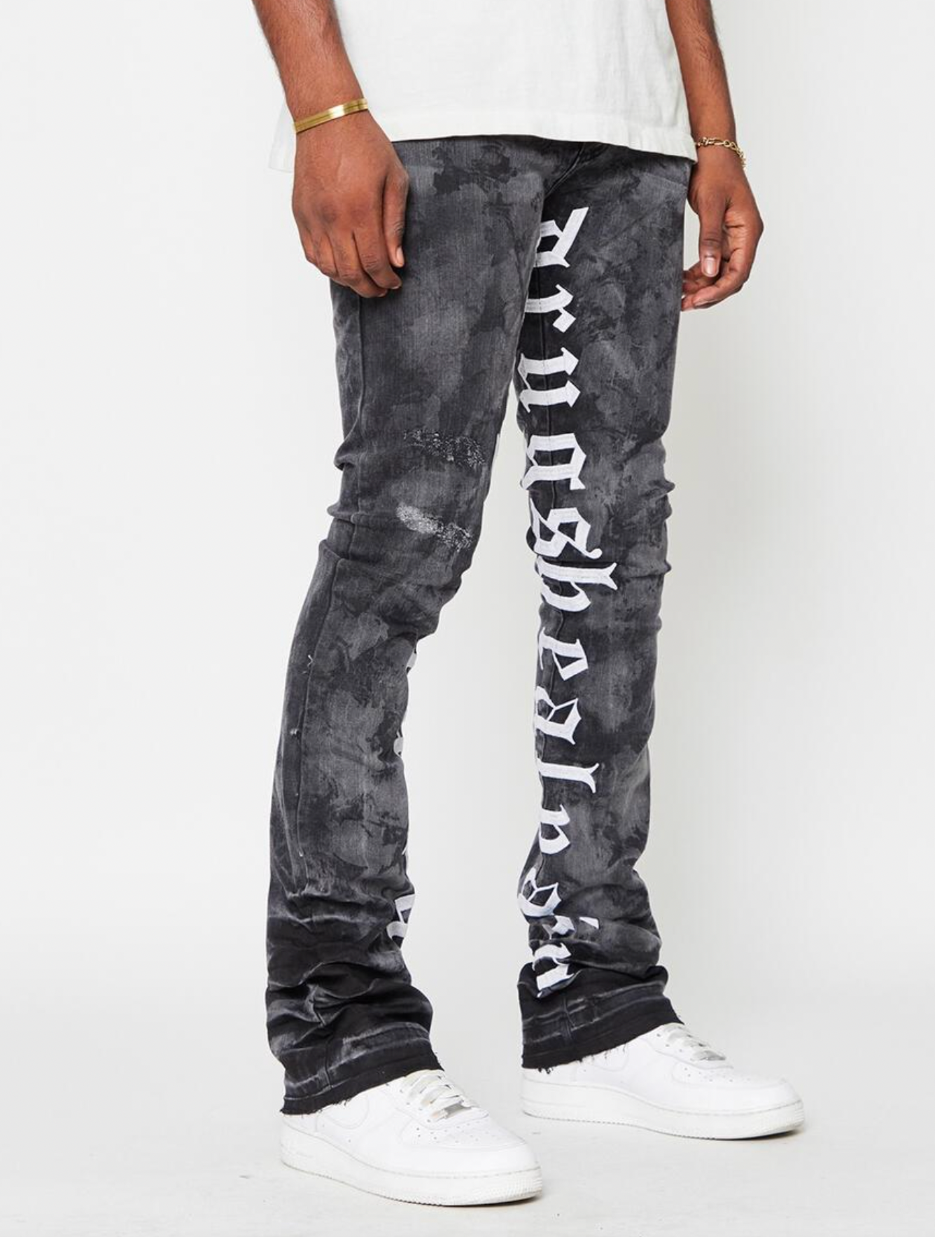 Golden Denim The Stacked - Leon ( Embroidered White Letters )